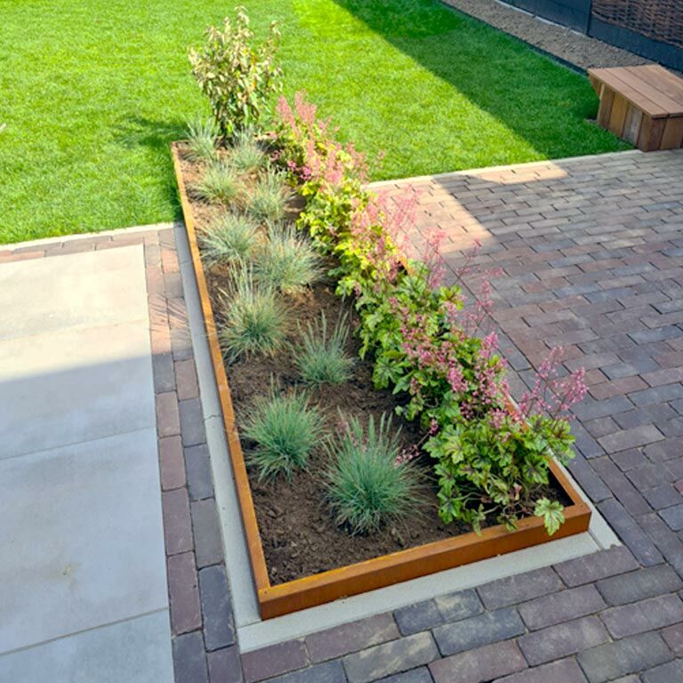 Χωρίσματα γκαζόν από ατσάλι corten γωνιακό 22 cm πλήρες σετ ανά 15 μέτρα