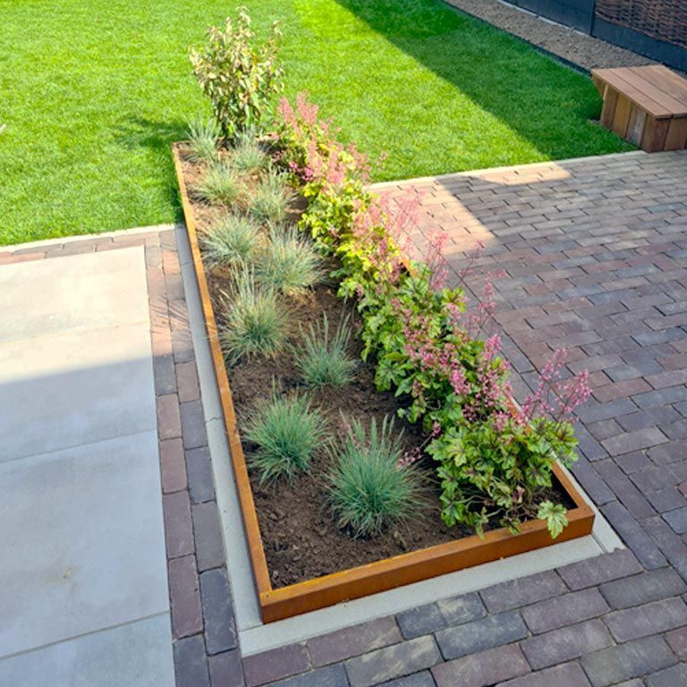 Χωρίσματα γκαζόν από ατσάλι corten γωνιακό 22 cm πλήρες σετ ανά 15 μέτρα